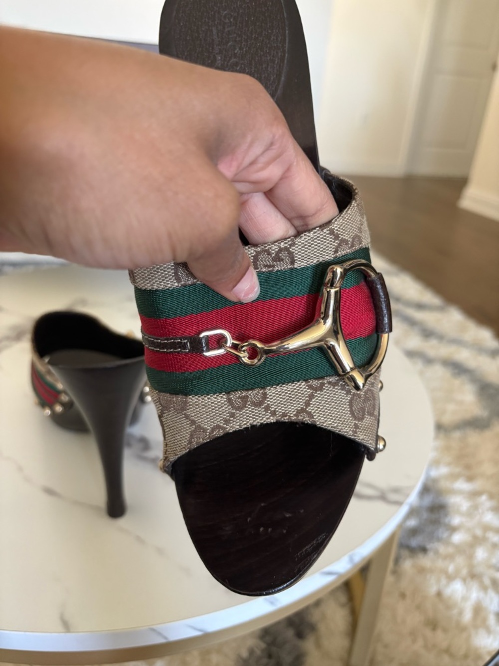 Gucci Brown GG Canvas Wood Platform Slides with Red and Green Web - Picture 14 of 16